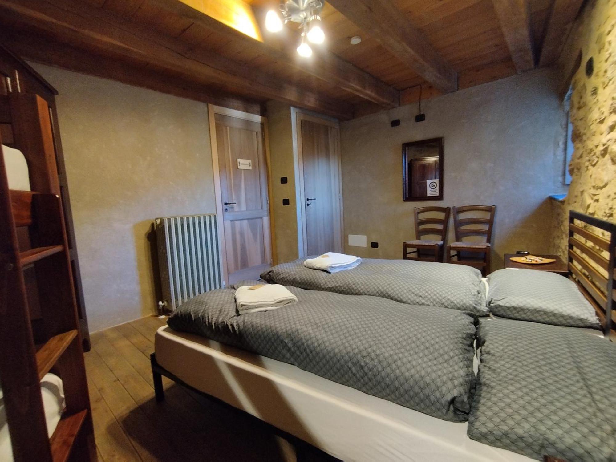 Hotel Rifugio Ca' Da Cardella Mendatica Habitación foto